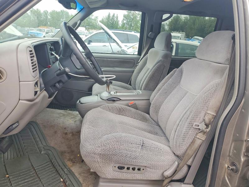 1999 Chevrolet Suburban მანქანა იყიდება აუქციონზე, vin: 3GNFK16R0XG113041, აუქციონის ნომერი: 62529646