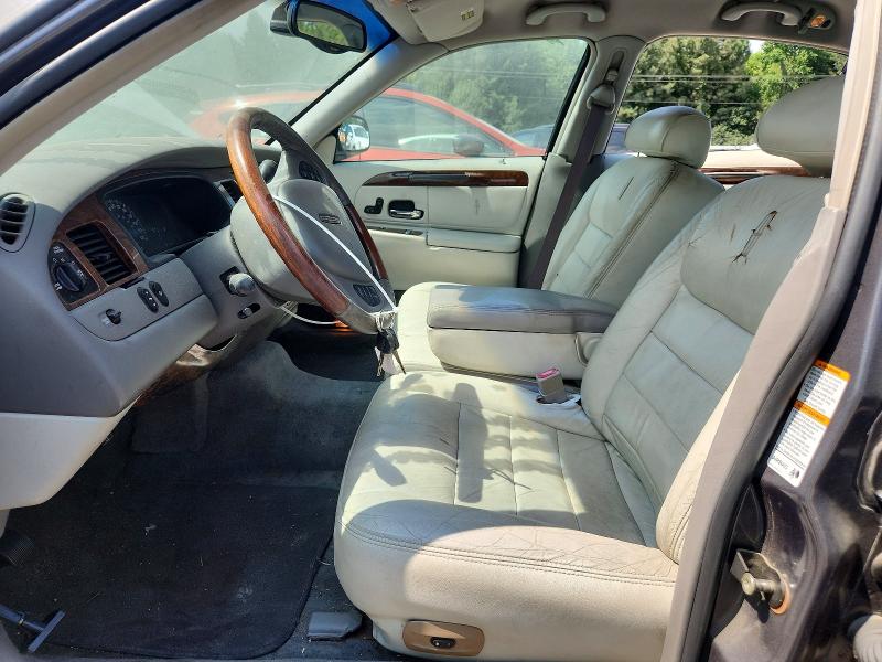 59534566 :رقم المزاد ، 1LNHM82WX1Y722520 vin ، 2001 Lincoln Town Car مزاد بيع