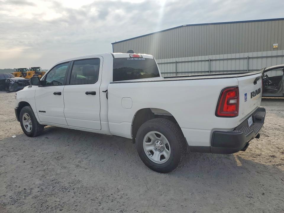 Продажа на аукционе авто 2026 Ram 1500, vin: 1C6RRENP3TN271956, номер лота: 62325316