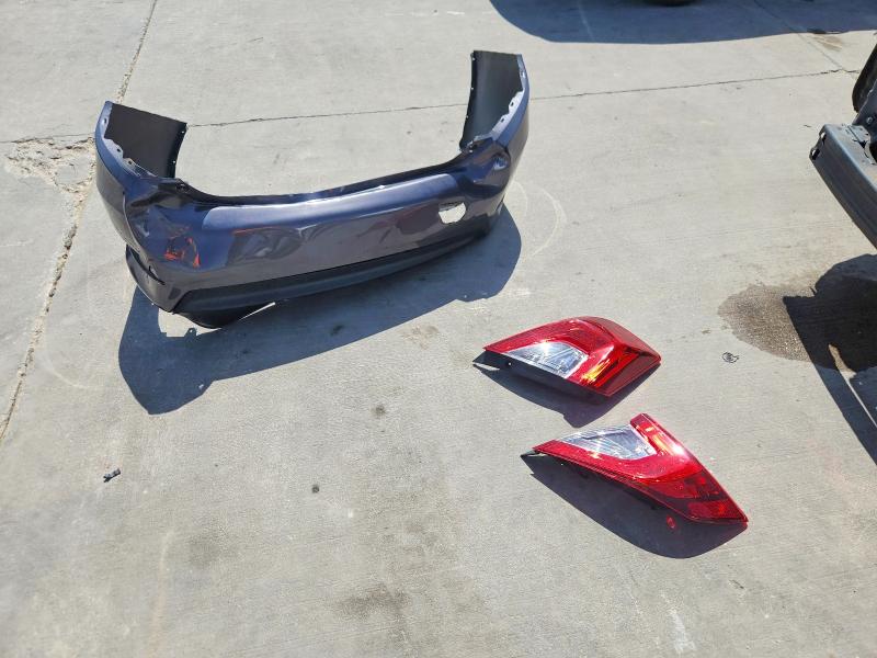 2018 Honda Civic მანქანა იყიდება აუქციონზე, vin: 2HGFC2F50JH560650, აუქციონის ნომერი: 61843296