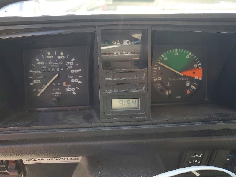 62011966 :رقم المزاد ، WV2ZB0256LG116424 vin ، 1990 Volkswagen Vanagon مزاد بيع