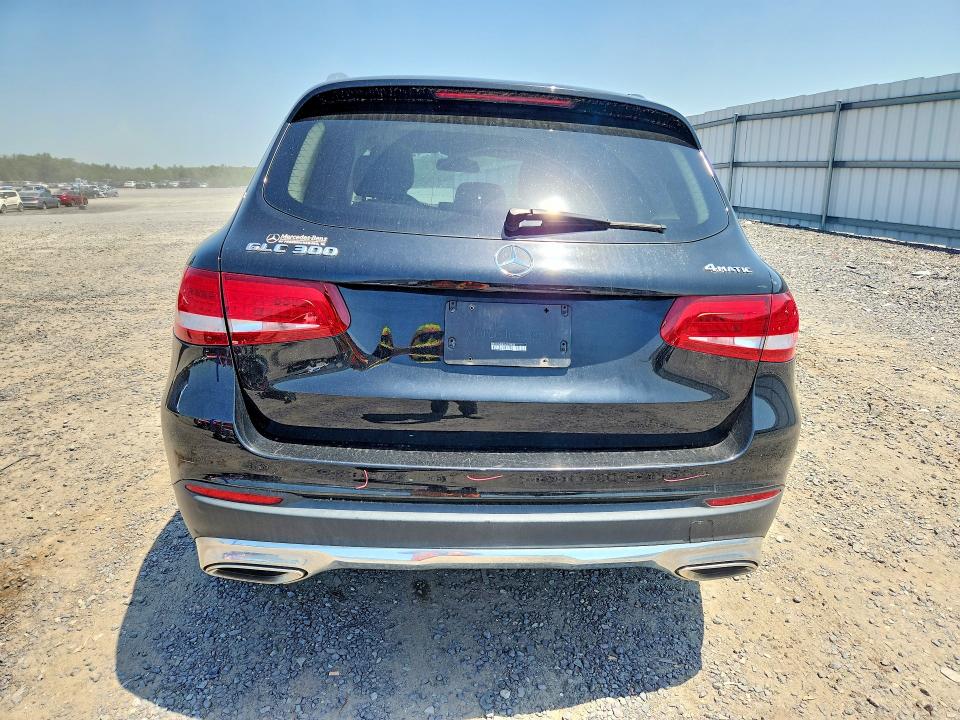 2017 Mercedes-benz Glc მანქანა იყიდება აუქციონზე, vin: WDC0G4KB2HF270870, აუქციონის ნომერი: 97684045