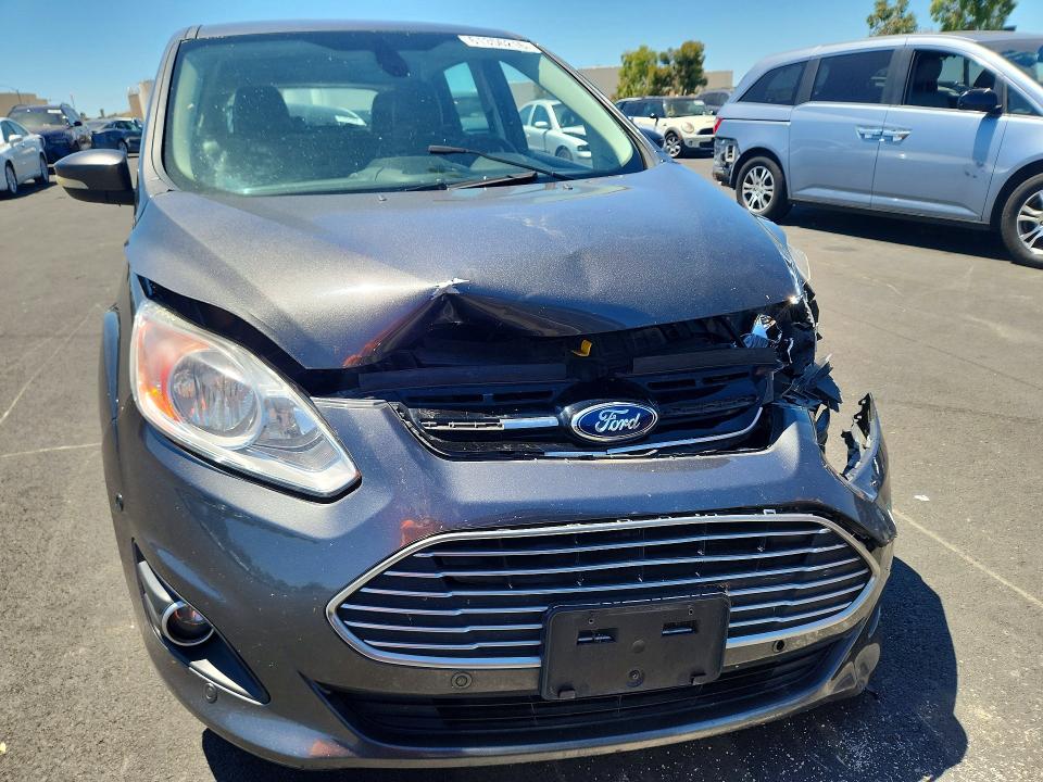 61356216 :رقم المزاد ، 1FADP5CU5FL108796 vin ، 2015 Ford C-max مزاد بيع