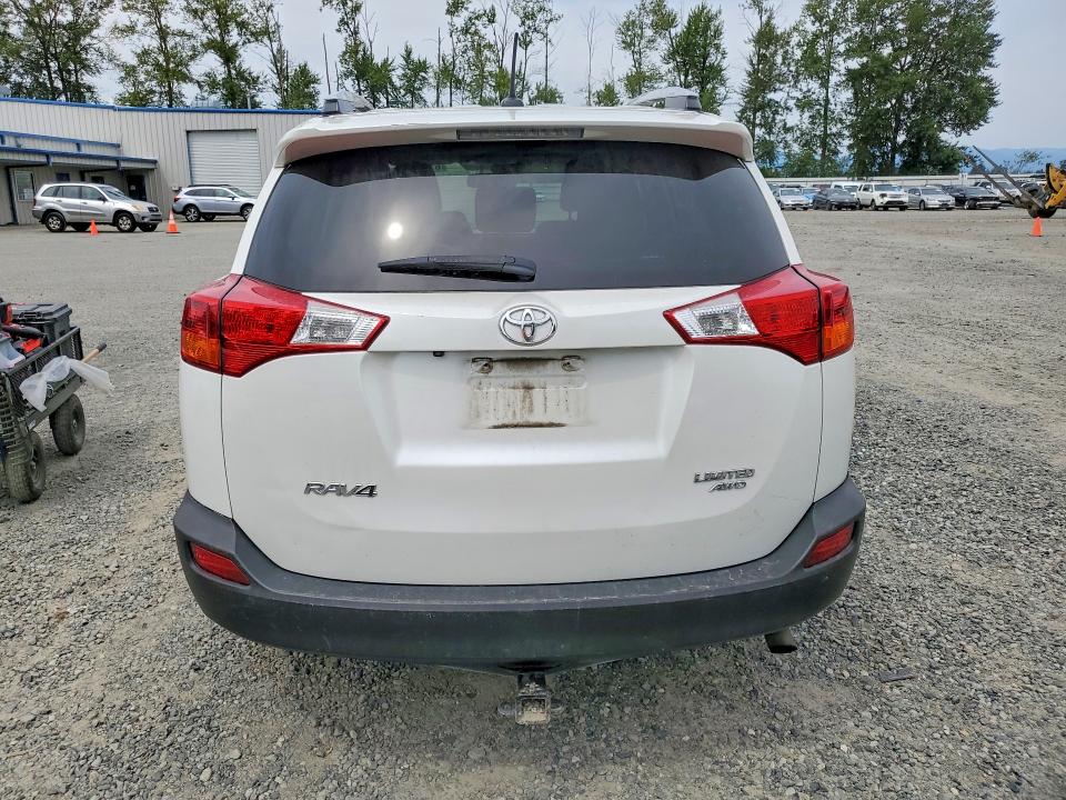 Продажа на аукционе авто 2015 Toyota Rav4, vin: 2T3DFREV5FW301716, номер лота: 61897146