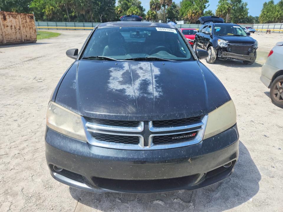60991046 :رقم المزاد ، 1B3BD2FG1BN506280 vin ، 2011 Dodge Avenger مزاد بيع