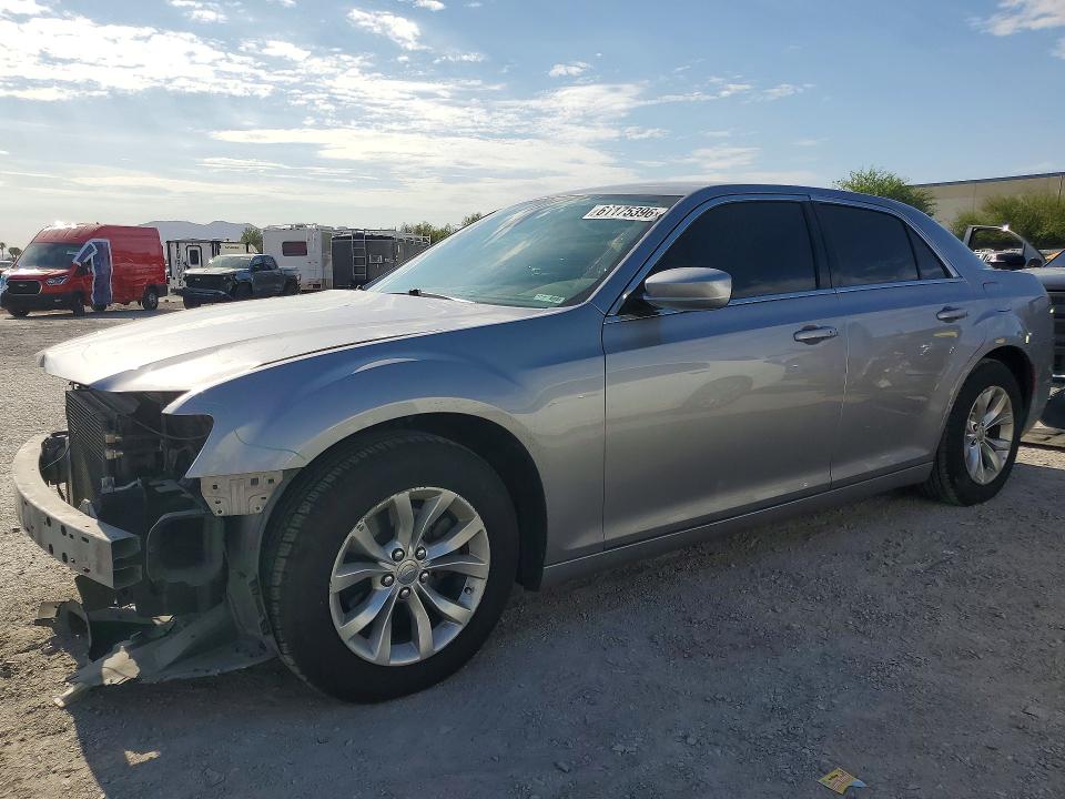 Auction sale of the 2015 Chrysler 300, vin: 2C3CCAAG3FH792160, lot number: 61175396