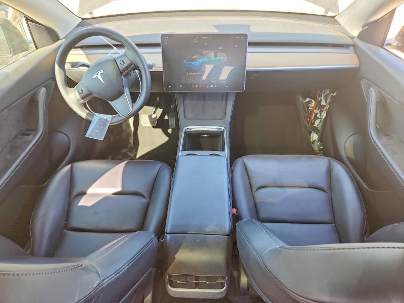 61751886 :رقم المزاد ، 7SAYGDEE7NF395171 vin ، 2022 Tesla Model Y مزاد بيع