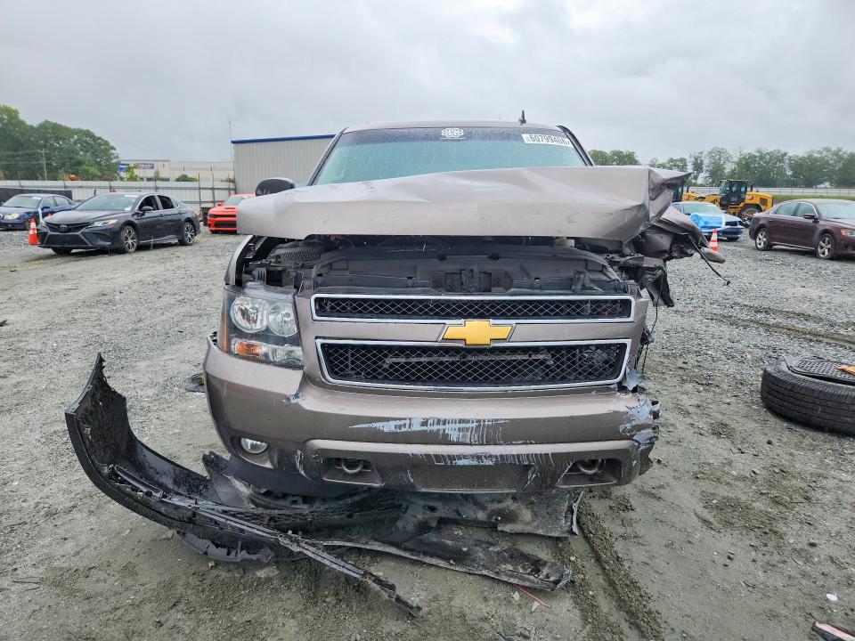 Продажа на аукционе авто 2012 Chevrolet Suburban, vin: 1GNSKJE74CR298400, номер лота: 60799406