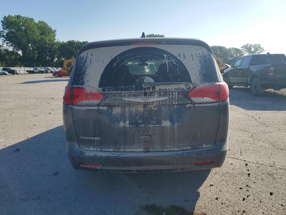 59336646 :رقم المزاد ، 2C4RC1CG7NR105192 vin ، 2022 Chrysler Voyager مزاد بيع