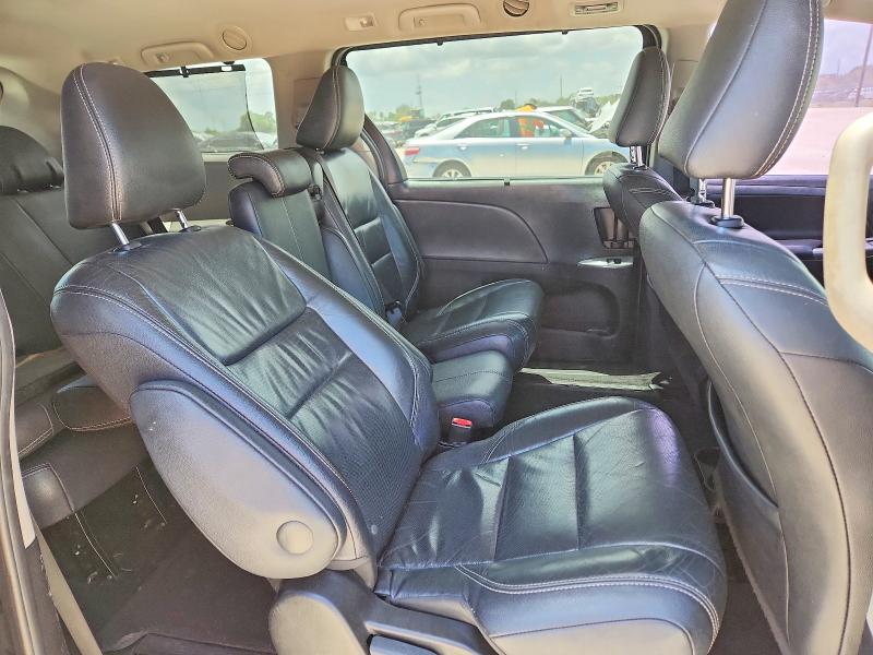 Продаж на аукціоні авто 2016 Toyota Sienna, vin: 5TDXK3DCXGS698168, номер лоту: 62254286