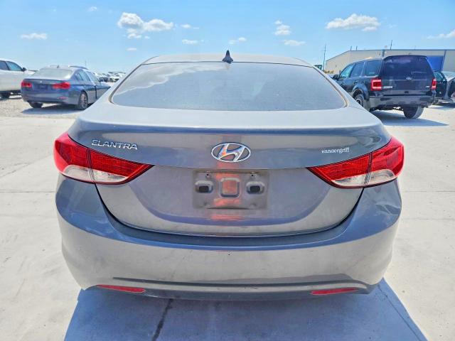 59085476 :رقم المزاد ، 5NPDH4AE1DH398081 vin ، 2013 Hyundai Elantra مزاد بيع