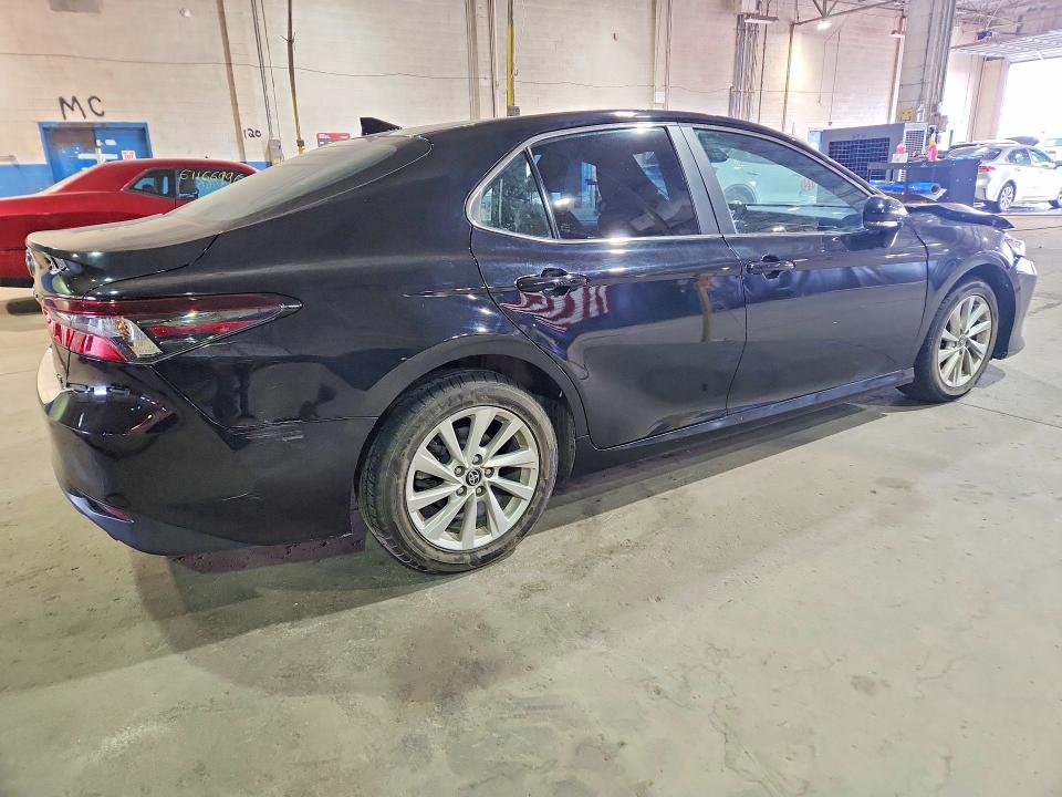 61622876 :رقم المزاد ، 4T1C11AK8PU160514 vin ، 2023 Toyota Camry مزاد بيع