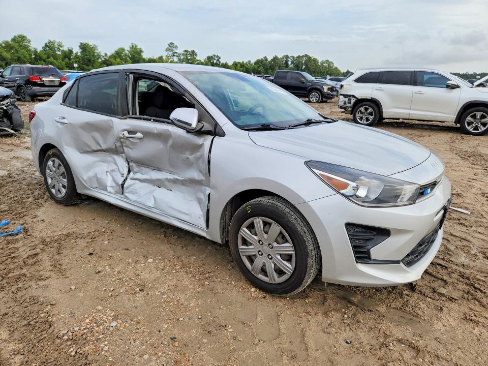 59642496 :رقم المزاد ، 3KPA24AD5NE458915 vin ، 2022 Kia Rio مزاد بيع