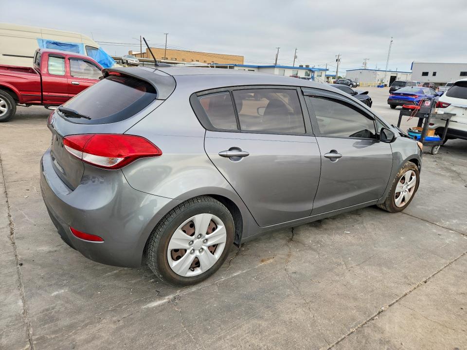 Продажа на аукционе авто 2016 Kia Forte, vin: KNAFK5A85G5573377, номер лота: 61087296