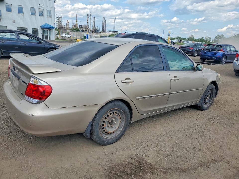 2005 Toyota Camry მანქანა იყიდება აუქციონზე, vin: 4T1BF30K95U606063, აუქციონის ნომერი: 61208756