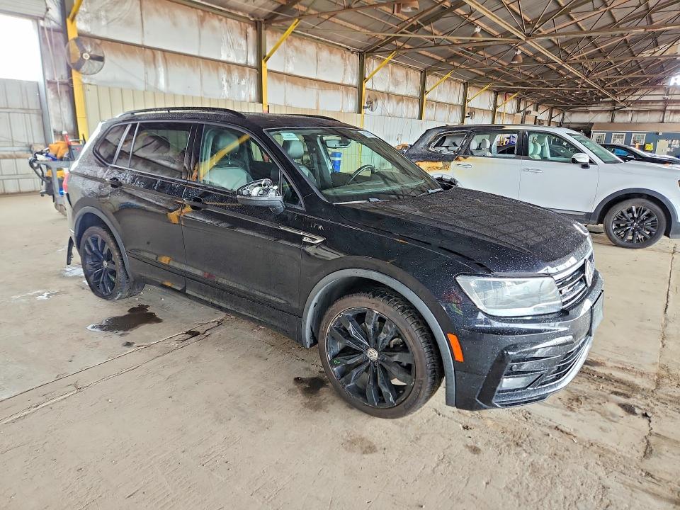Продажа на аукционе авто 2021 Volkswagen Tiguan, vin: 3VV2B7AX5MM106665, номер лота: 61764176