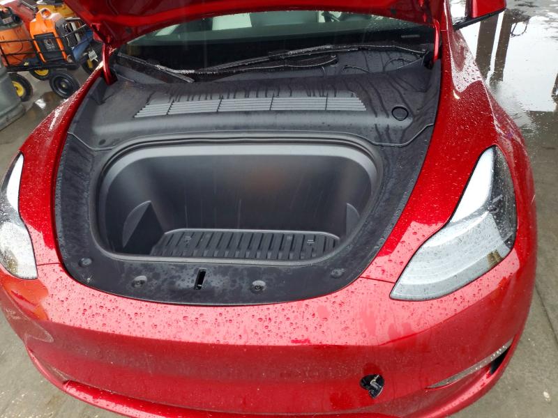 2024 Tesla Model Y მანქანა იყიდება აუქციონზე, vin: 7SAYGDEE1RA257029, აუქციონის ნომერი: 61310656