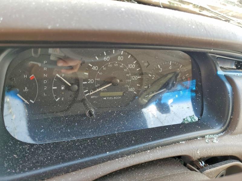 62147746 :رقم المزاد ، JT2BF28K710318071 vin ، 2001 Toyota Camry مزاد بيع