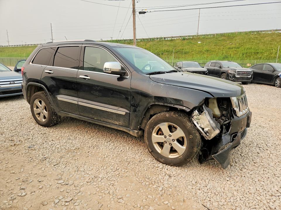 61626146 :رقم المزاد ، 1C4RJFBG4DC656076 vin ، 2013 Jeep Grand Cherokee مزاد بيع