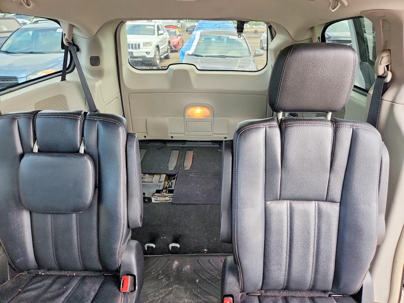 62122296 :رقم المزاد ، 2C4RC1BG8GR214541 vin ، 2016 Chrysler Town & Country مزاد بيع
