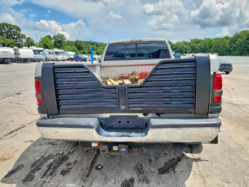 60719416 :رقم المزاد ، 1B7MC3369WJ230780 vin ، 1998 Dodge Ram 3500 مزاد بيع