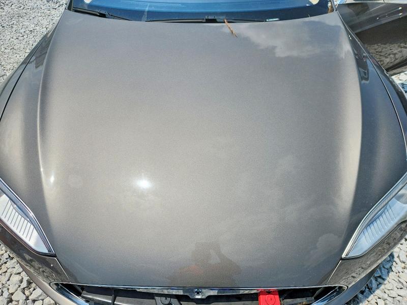 62959826 :رقم المزاد ، 5YJSA1S27FF091854 vin ، 2015 Tesla Model S مزاد بيع
