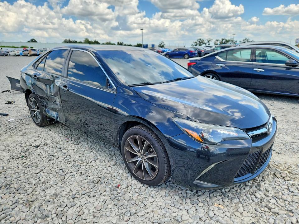 2017 Toyota Camry მანქანა იყიდება აუქციონზე, vin: 4T1BF1FK5HU281928, აუქციონის ნომერი: 62296336