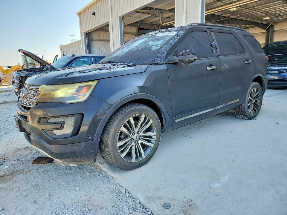 2017 Ford Explorer მანქანა იყიდება აუქციონზე, vin: 1FM5K8HT5HGA22815, აუქციონის ნომერი: 61065806