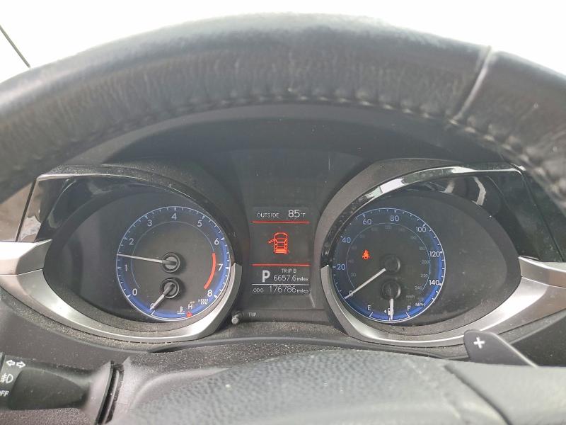 61508286 :رقم المزاد ، 5YFBURHE1FP341083 vin ، 2015 Toyota Corolla مزاد بيع