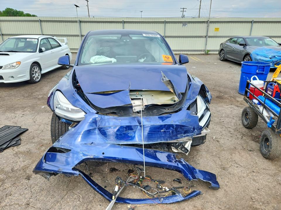 Продажа на аукционе авто 2022 Tesla Model Y, vin: 7SAYGDEEXNF430074, номер лота: 60816506
