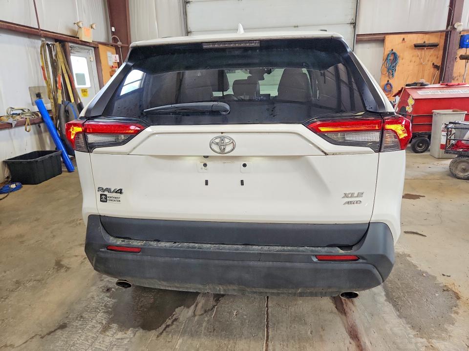 62811716 :رقم المزاد ، 2T3R1RFV3MC212535 vin ، 2021 Toyota Rav4 مزاد بيع