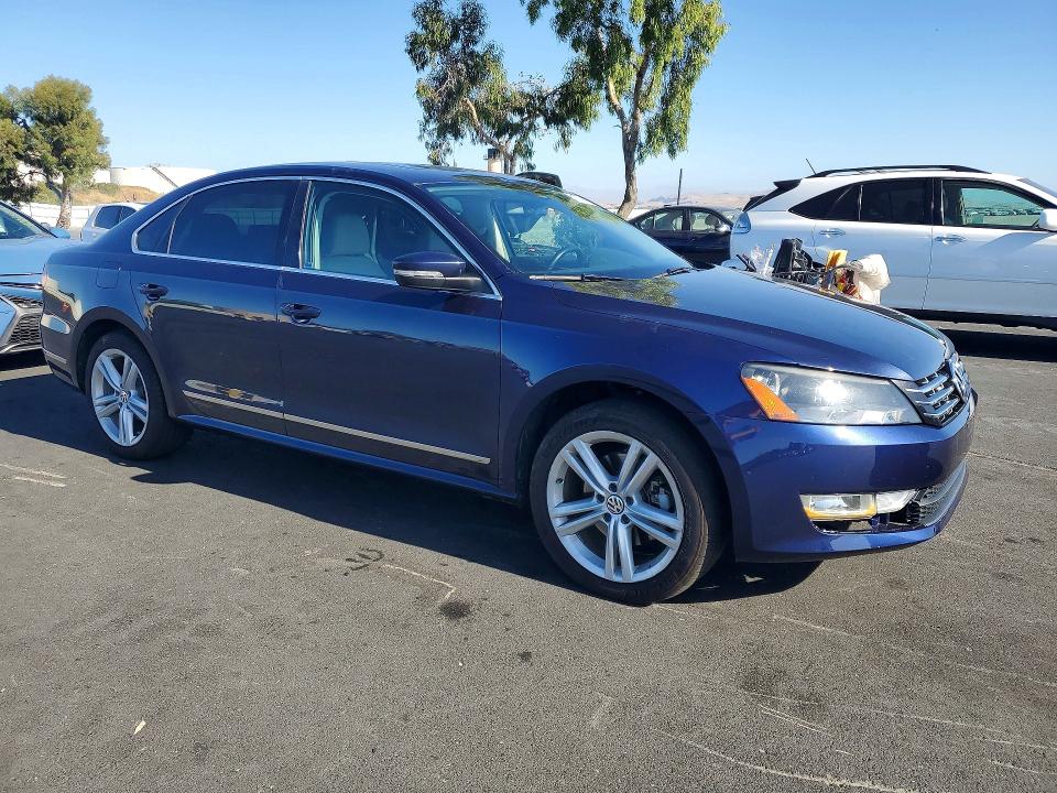 Продаж на аукціоні авто 2013 Volkswagen Passat, vin: 1VWCN7A3XDC102651, номер лоту: 61773916