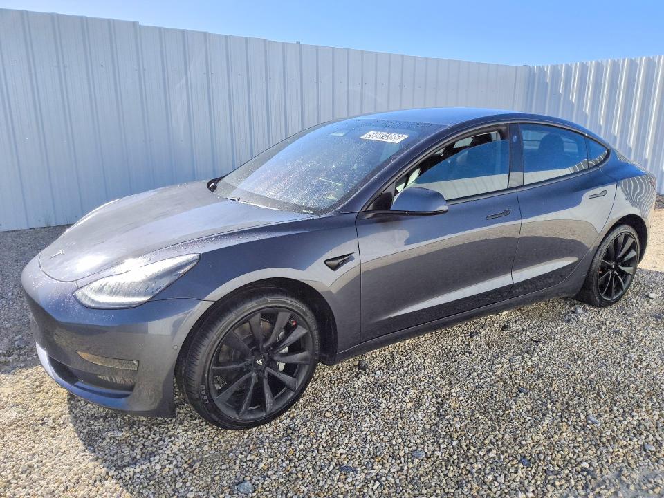 Продажа на аукционе авто 2018 Tesla Model 3, vin: 5YJ3E1EB7JF185035, номер лота: 59901386