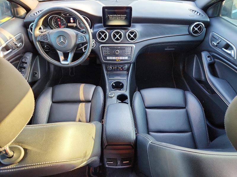 59975806 :رقم المزاد ، WDCTG4EB8JJ401957 vin ، 2018 Mercedes-benz Gla مزاد بيع