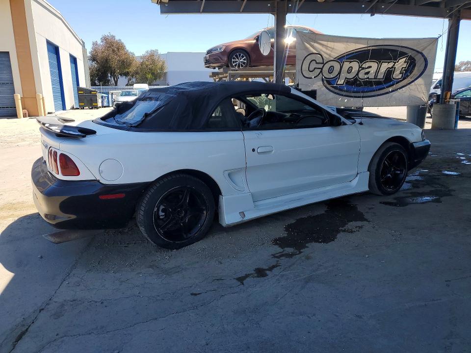 60814216 :رقم المزاد ، 1FALP4448VF196681 vin ، 1997 Ford Mustang مزاد بيع
