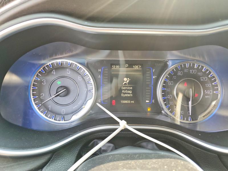 62758526 :رقم المزاد ، 1C3CCCAB1GN123331 vin ، 2016 Chrysler 200 مزاد بيع