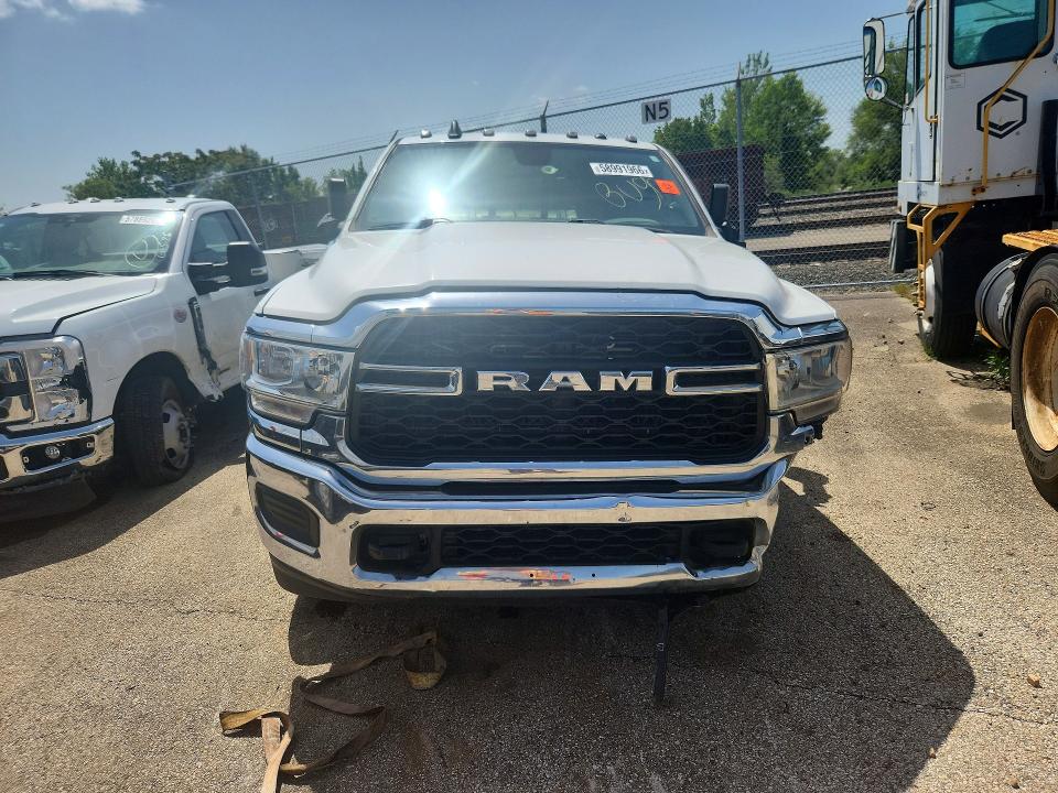 58991966 :رقم المزاد ، 3C63RRGL8NG113566 vin ، 2022 Ram 3500 مزاد بيع