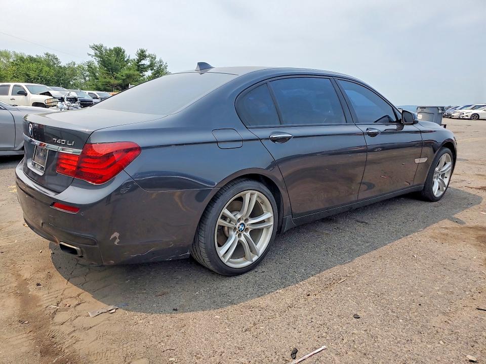 Продаж на аукціоні авто 2013 Bmw 740, vin: WBAYE4C58DD136987, номер лоту: 60711236