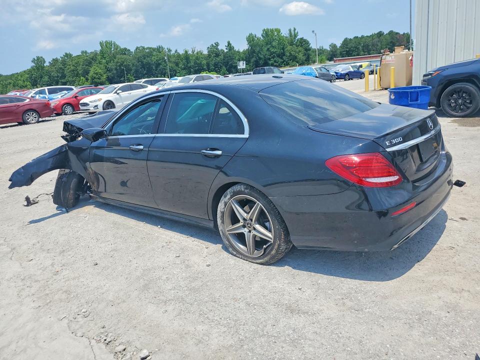 59070756 :رقم المزاد ، WDDZF4KB2HA241601 vin ، 2017 Mercedes-benz E مزاد بيع