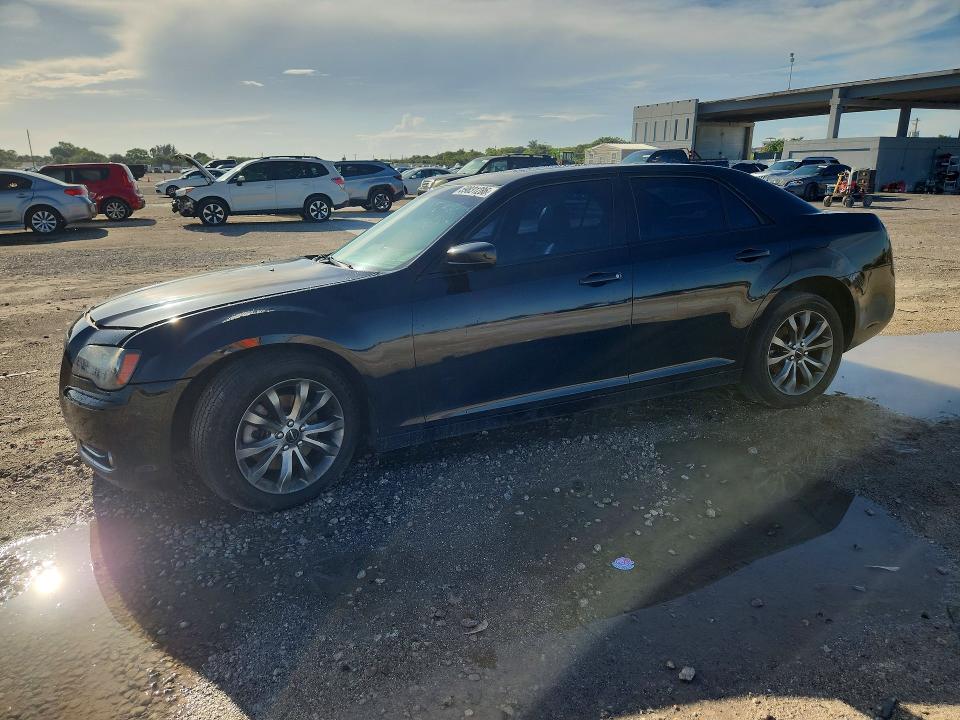 59831286 :رقم المزاد ، 2C3CCAGG3EH257965 vin ، 2014 Chrysler 300 مزاد بيع