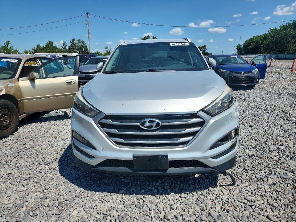 2017 Hyundai Tucson მანქანა იყიდება აუქციონზე, vin: KM8J3CA42HU348932, აუქციონის ნომერი: 62113466