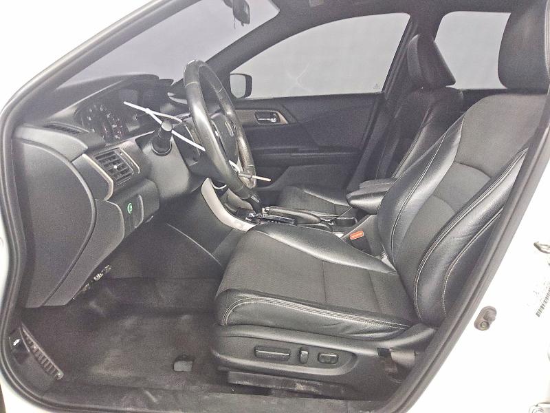 Продаж на аукціоні авто 2017 Honda Accord, vin: 1HGCR2F53HA092388, номер лоту: 59396906