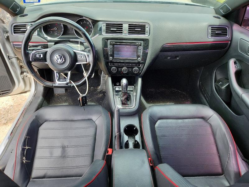 2015 Volkswagen Jetta მანქანა იყიდება აუქციონზე, vin: 3VW4S7AJ5FM265981, აუქციონის ნომერი: 61039636