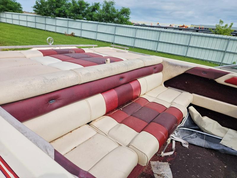 1986 Sea Ray Open Bow მანქანა იყიდება აუქციონზე, vin: SERA7531E686197SX, აუქციონის ნომერი: 60130386