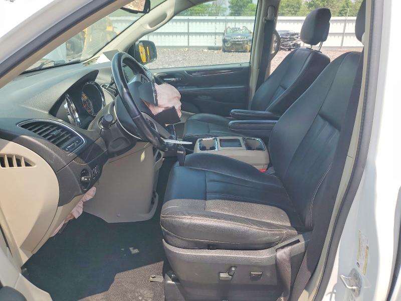 60879886 :رقم المزاد ، 2C4RC1BG6GR159152 vin ، 2016 Chrysler Town & Country مزاد بيع