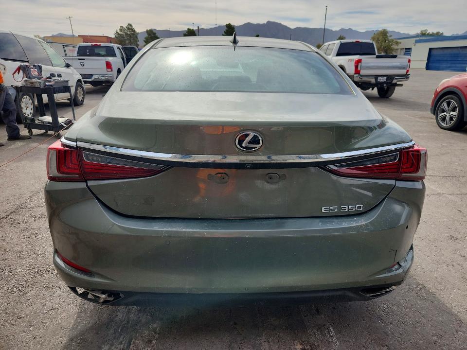 59342636 :رقم المزاد ، 58ABZ1B15KU034381 vin ، 2019 Lexus Es مزاد بيع