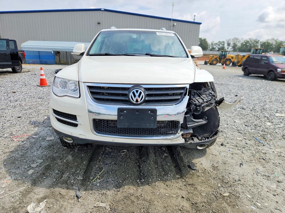 Aukcja sprzedaży 2010 Volkswagen Touareg, vin: WVGBF7A92AD002092, numer aukcji: 62216676