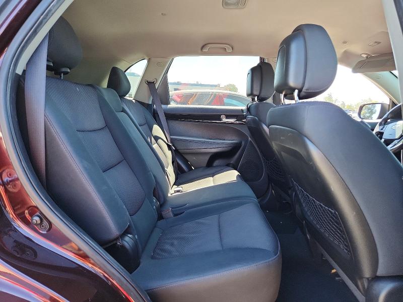 59740116 :رقم المزاد ، 5XYKT3A15BG042041 vin ، 2011 Kia Sorento مزاد بيع