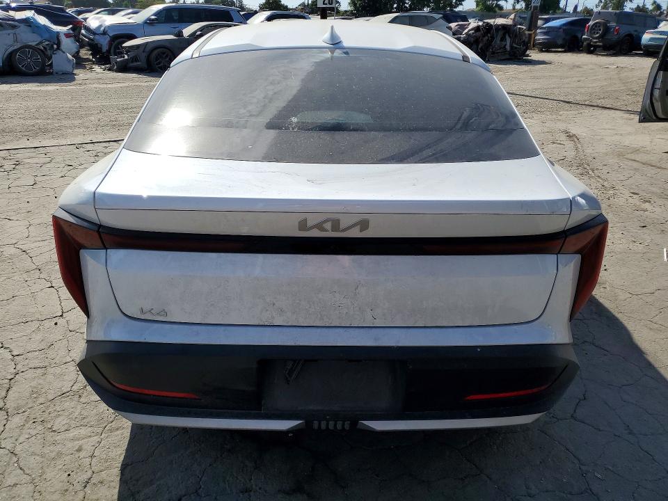 2025 Kia K4 მანქანა იყიდება აუქციონზე, vin: 3KPFT4DE6SE093552, აუქციონის ნომერი: 61951546