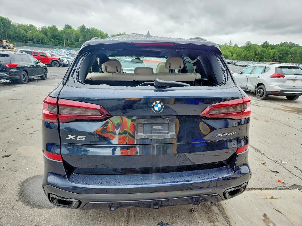 59877376 :رقم المزاد ، 5UXCR6C09M9F82930 vin ، 2021 Bmw X5 مزاد بيع